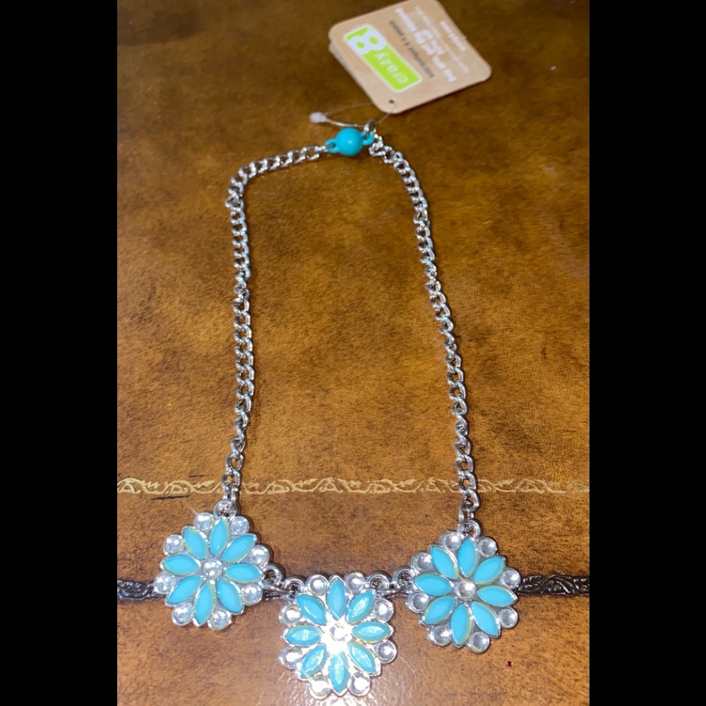 Girls necklace